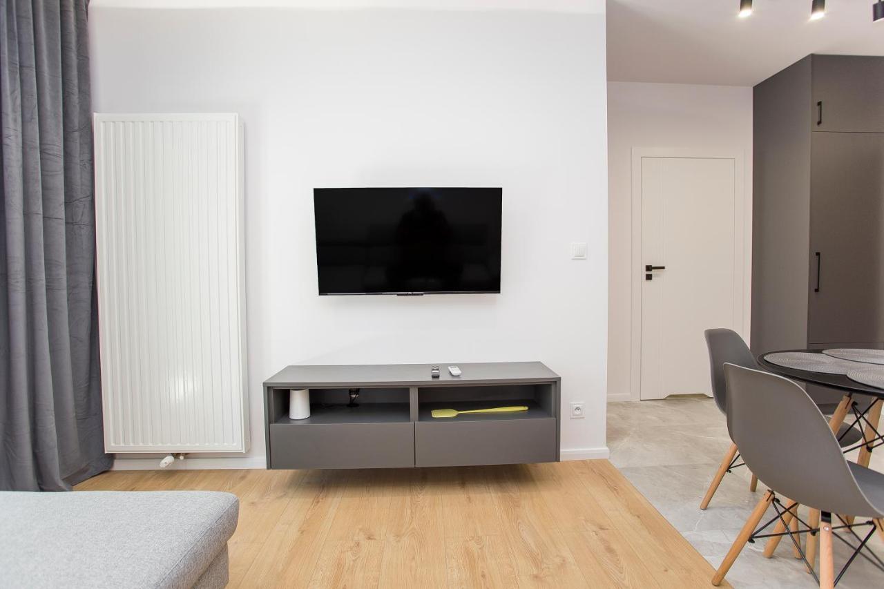 Urban Jungle Apartament Felicia เบียวิสตอก ภายนอก รูปภาพ