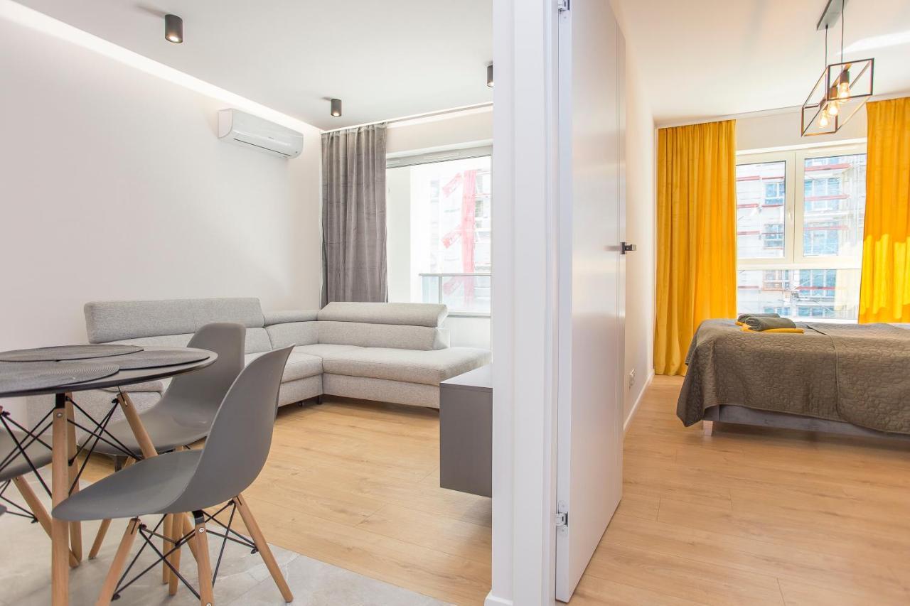 Urban Jungle Apartament Felicia เบียวิสตอก ภายนอก รูปภาพ